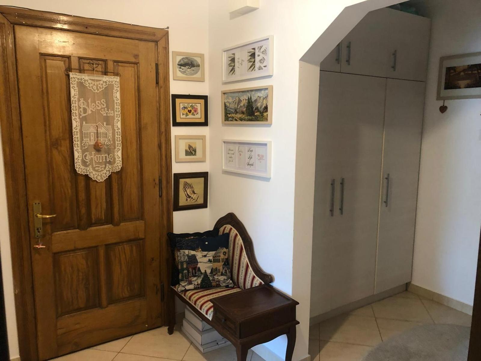 Apartament Cu 3 Camere La Poala Muntilor Fagaras Victoria  Extérieur photo