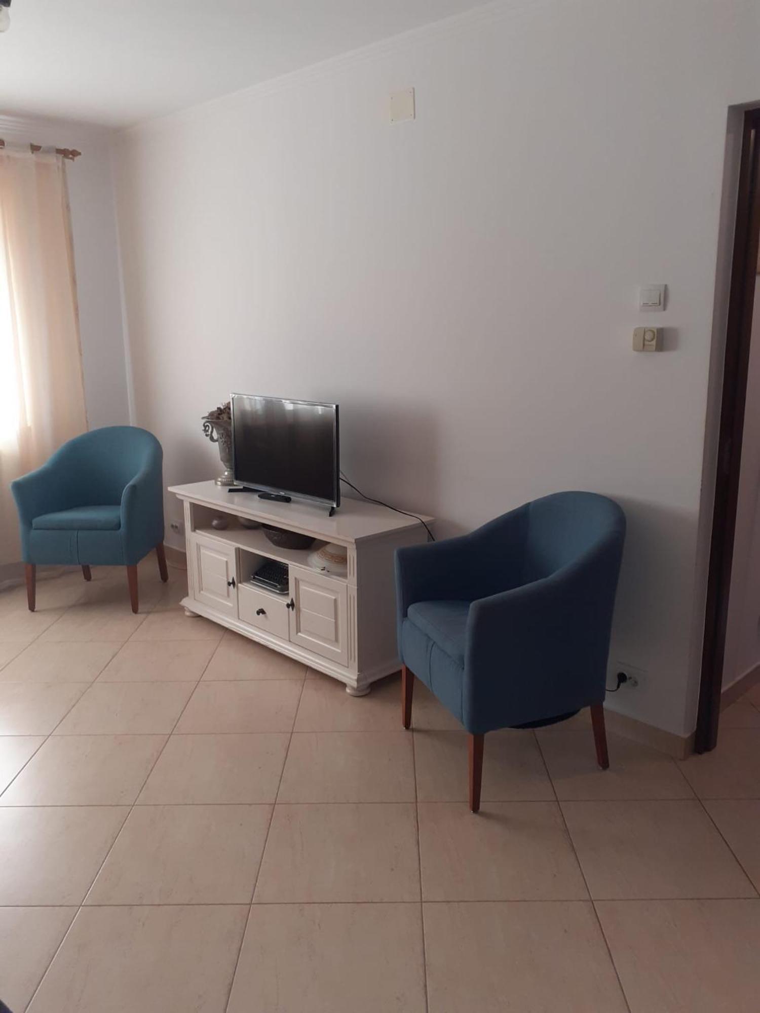 Apartament Cu 3 Camere La Poala Muntilor Fagaras Victoria  Extérieur photo